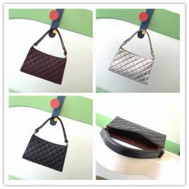 Picture of Chanel Handbags _SKUfw239841912fw